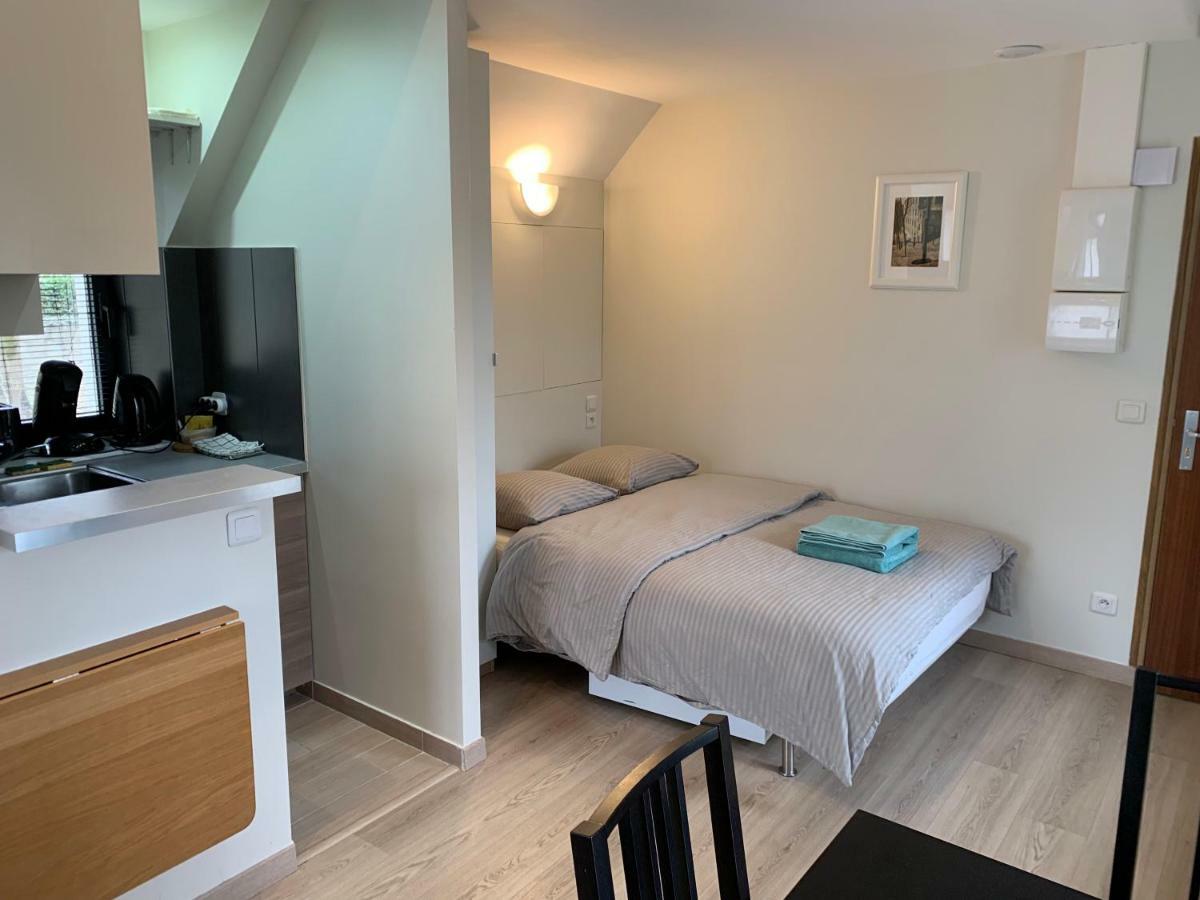 Jouy La Longere, Proche Hec, Versailles, Parking Prive Gratuit Buitenkant foto